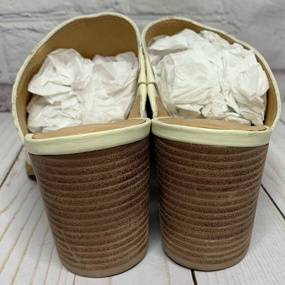 Madewell The Harper Mule in Vintage Canvas - Picture 9 of 16